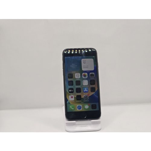 Iphone 8 (karcos érintő) 64 GB