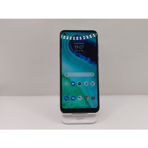 Motorola G8 (karcos érintő) 64 GB