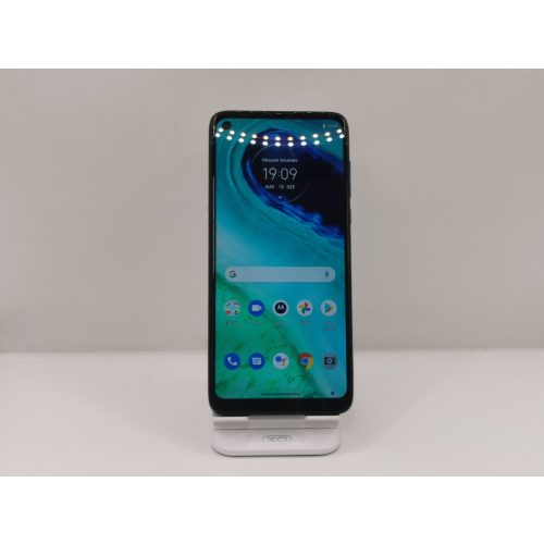 Motorola G8 (64 GB)