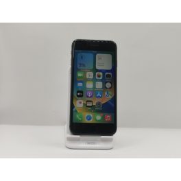 Iphone 8 (enyhén karcos érintő) 64 GB