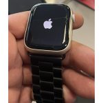 Apple Watch 8. series 46 mm (karc az érintőn)