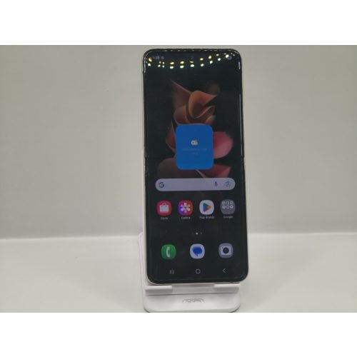 Samsung Z Flip 3 (pici fekete folt) 128 GB