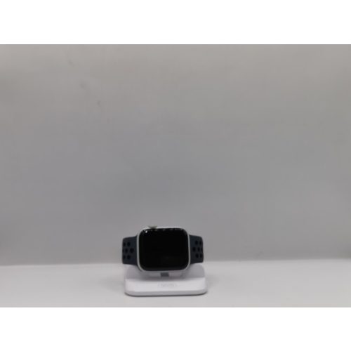 Apple Watch 4 series 44 mm