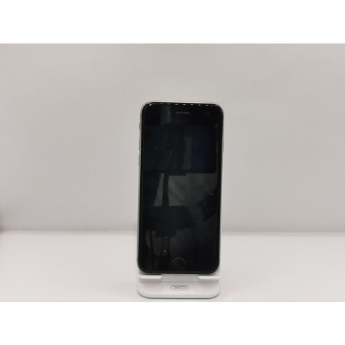 Iphone 6s (enyhén karcos érintő) 16 GB